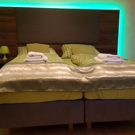Kansakar Hotel كايزرسلاوترن المظهر الخارجي الصورة