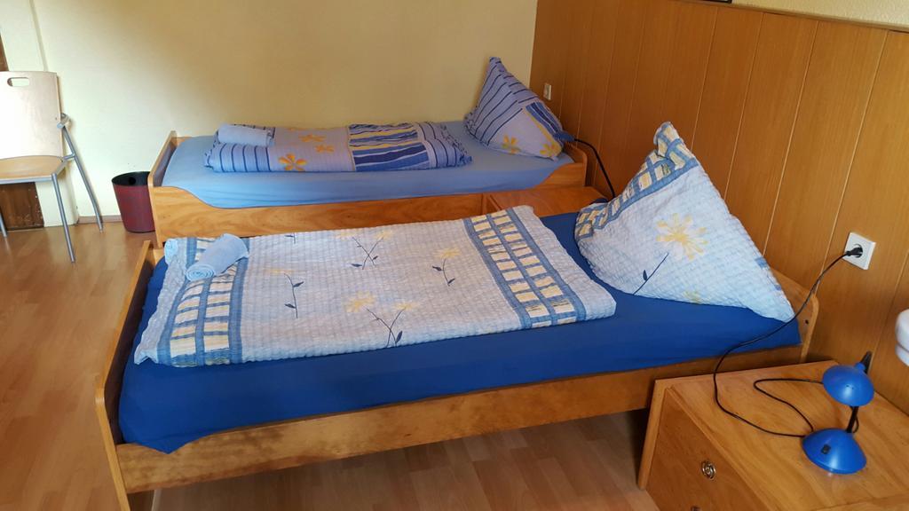 Kansakar Hotel كايزرسلاوترن المظهر الخارجي الصورة