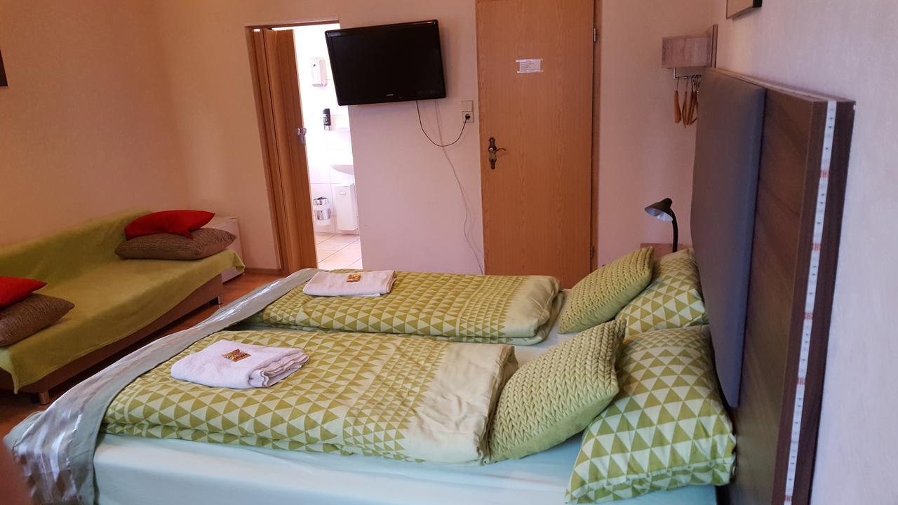 Kansakar Hotel كايزرسلاوترن المظهر الخارجي الصورة
