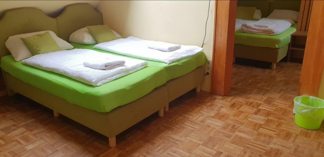 Kansakar Hotel كايزرسلاوترن المظهر الخارجي الصورة
